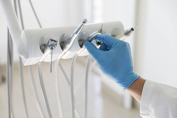 Professional Teeth Whitening technician working in Highland Park, PA